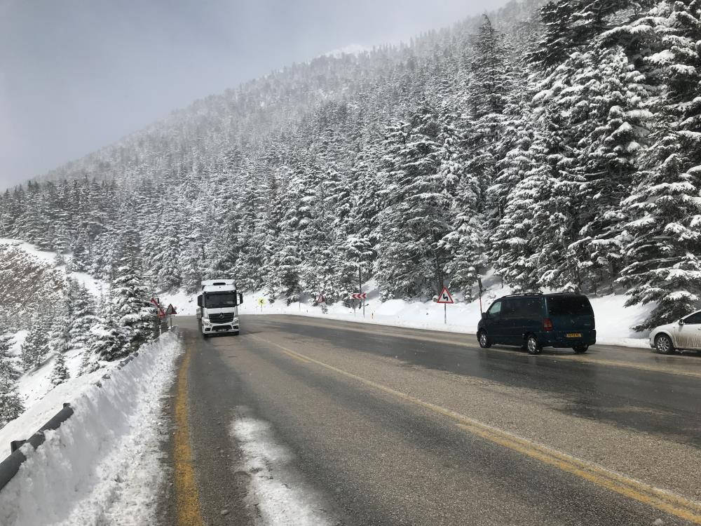 Antalya-Konya karayolu tüm araç trafiğine açıldı