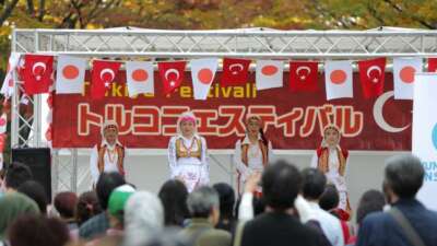 Tokyo’da Türkiye Festivali yapıldı, Japonlar halay çekti