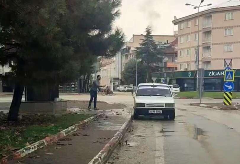 Bursa’da aracını sokak çeşmesinde yıkayan sürücüye ceza