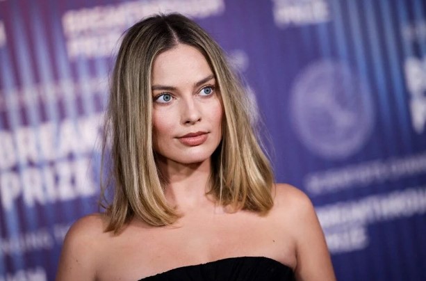 ‘Barbie’ filminin yıldızı Margot Robbie anne oldu