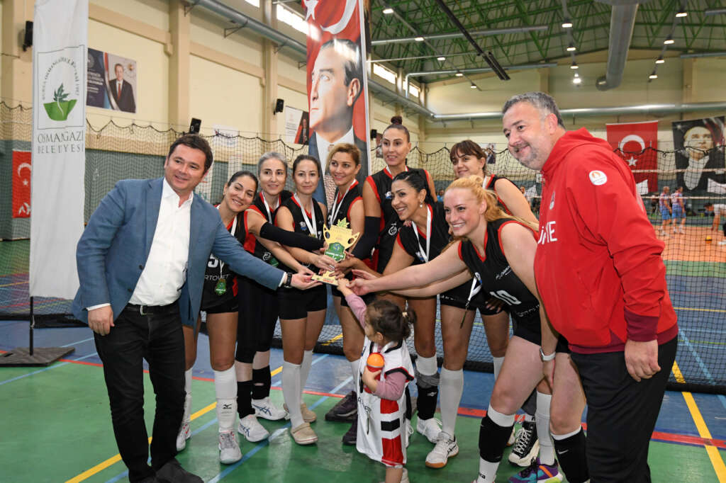 Türkiye Veteran Voleybol Turnuvası’nda şampiyonlar belli oldu