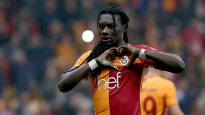 Bafetimbi Gomis futbola veda etti