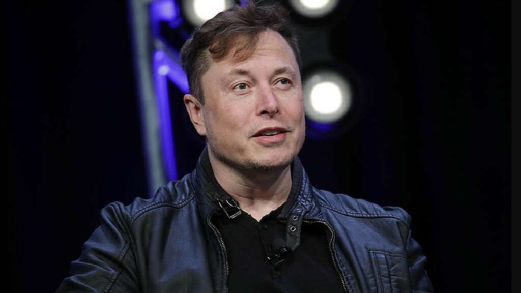 Musk görevlere başladı