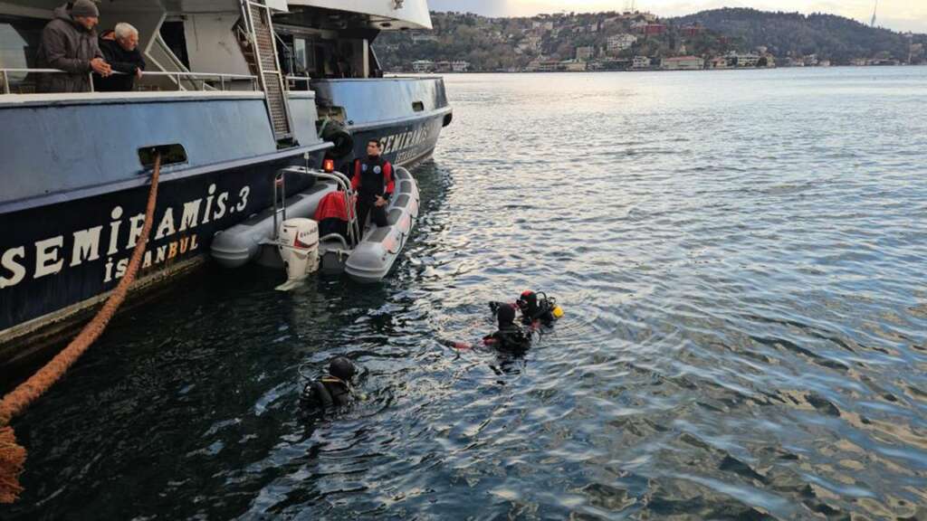 Rumeli Hisarı’nda denizde kaybolan 2 kişiyi arama çalışmaları devam ediyor