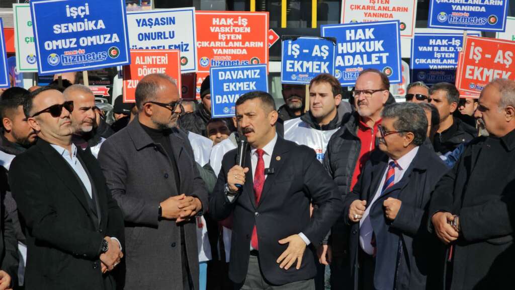 İYİ Partili Türkoğlu, Van’da işten çıkarılan belediye çalışanlarını ziyaret etti