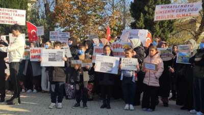 Bursa’da köylülerden çöp tepkisi