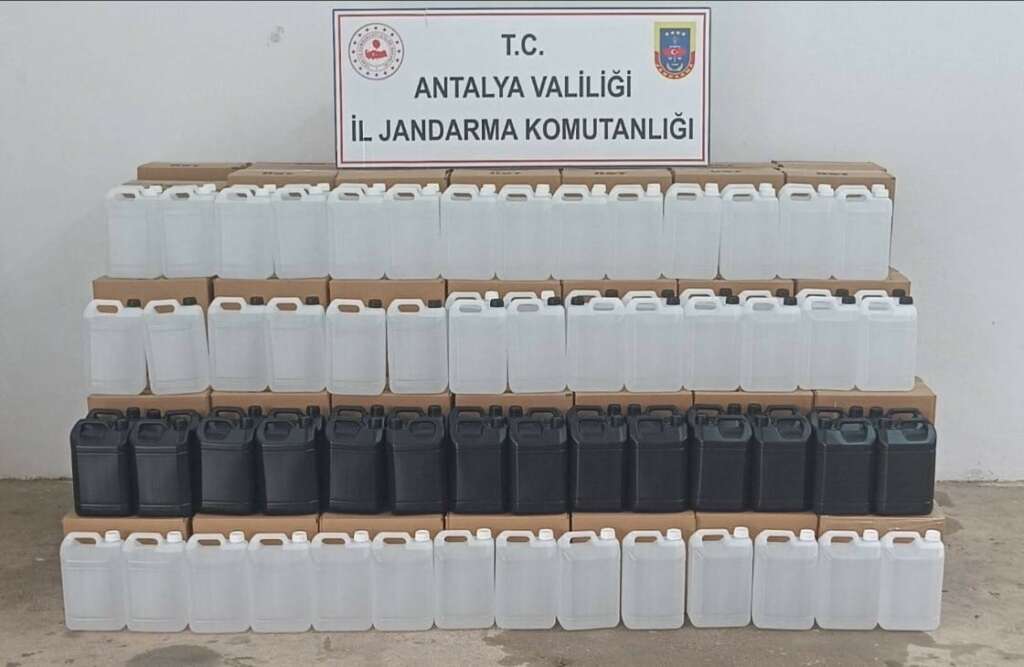 3 bin litre kaçak etil alkol ele geçirildi