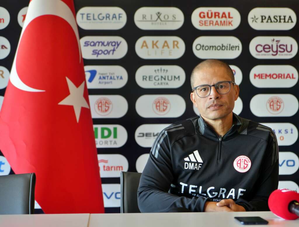 Alex de Souza: “Kafamdaki yansıtmak istediğim oyunun şu anda yüzdelik kısmı çok düşük”