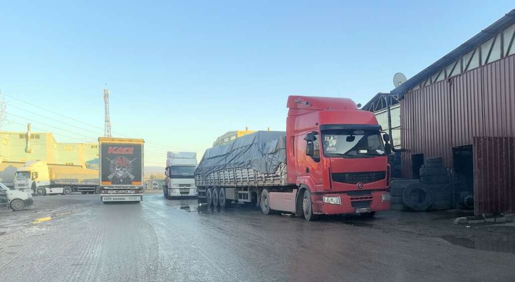 Bursa’da husumetli olduğu şahsı bıçakla ağır yaraladı