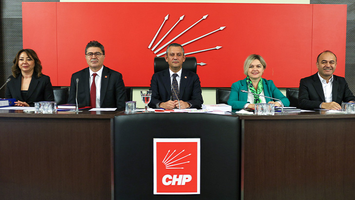 CHP Genel Başkanı Özel: “CHP iktidarda olsa Suriye göç sorununu nasıl yöneteceğini de biliyor”