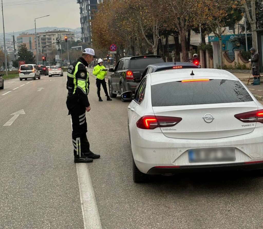 Bursa’da trafik canavarlarına geçit yok!