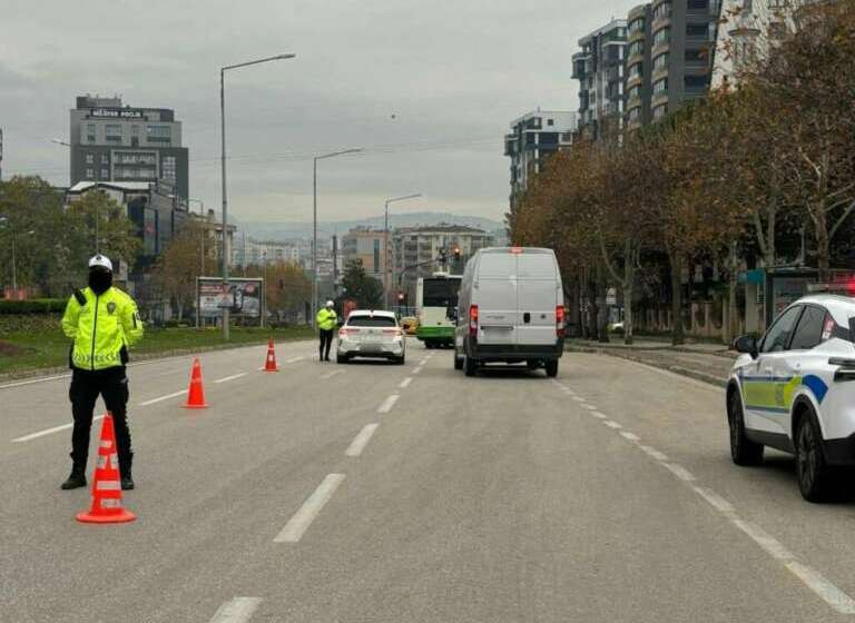 Bursa’da trafik canavarlarına geçit yok!