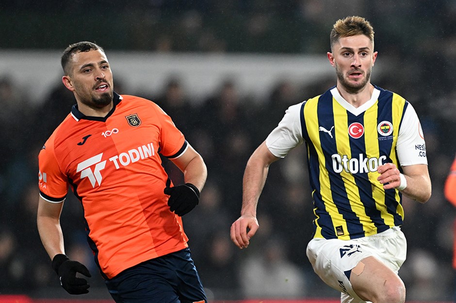 Trendyol Süper Lig: Fenerbahçe: 1 – Başakşehir: 0 (İlk yarı)