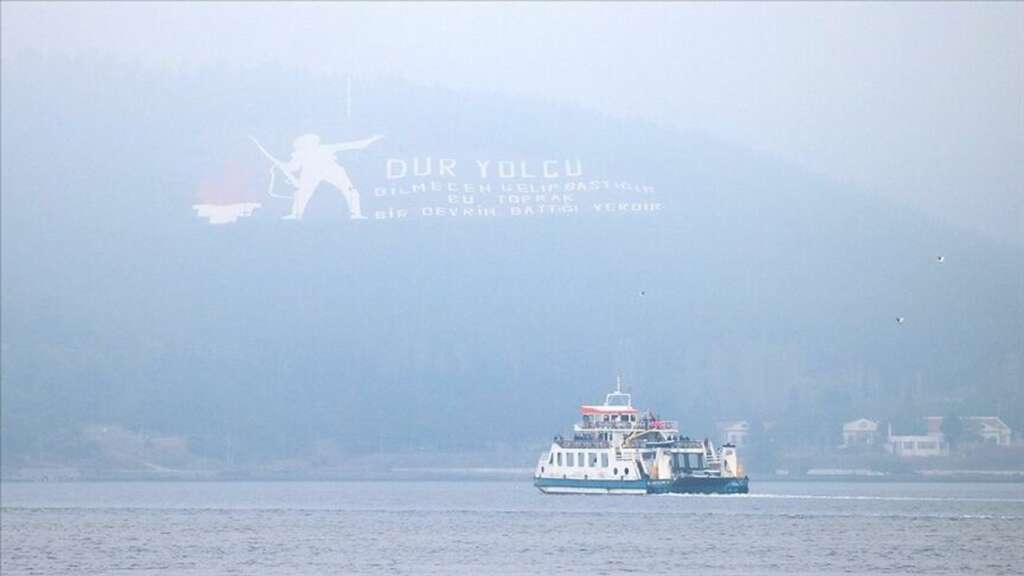 Çanakkale Boğazı sis nedeniyle transit gemi geçişlerine kapatıldı