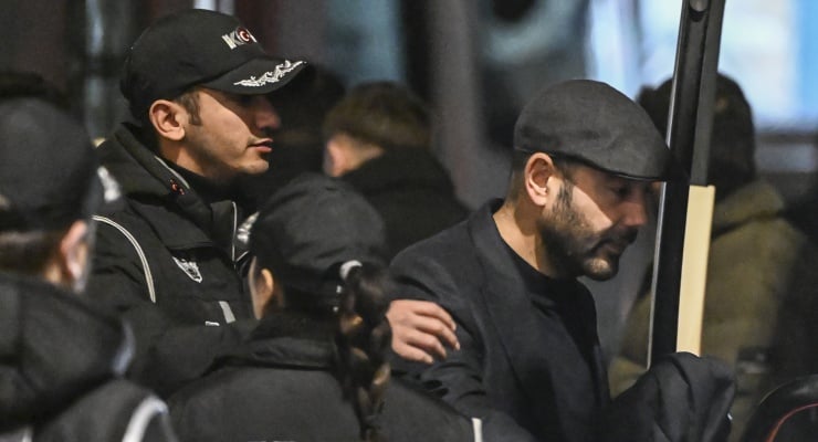 Beşiktaş Belediye Başkanı Rıza Akpolat tutuklandı