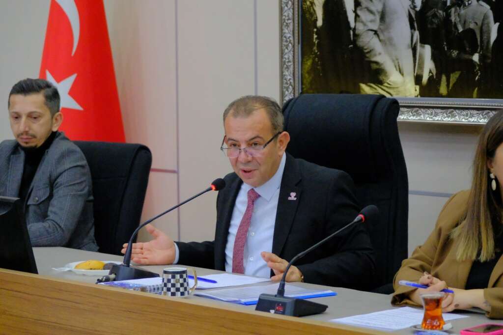 Bakan Tunç açıkladı: “Tanju Özcan hakkında soruşturma başlatıldı”