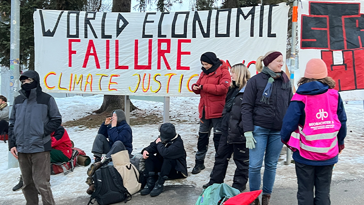 Davos’ta Dünya Ekonomik Forumu karşıtı protesto