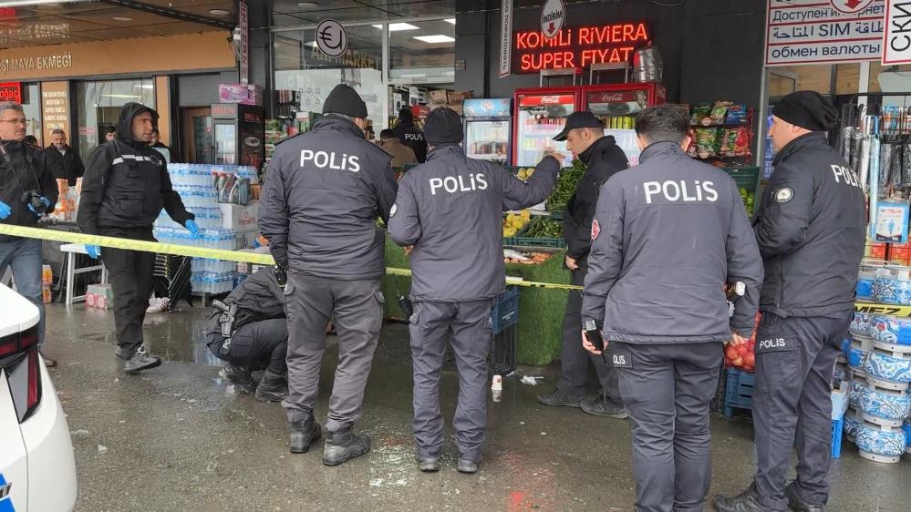 Rizeli anne oğlunu ‘darp etti’ diye market çalışanını silahla vurdu