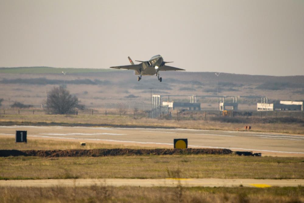 Bayraktar KIZILELMA bir uçuş testini daha başarıyla tamamladı