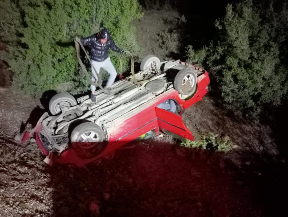 Burdur’da alkollü sürücünün kullandığı otomobil takla attı: 4 yaralı