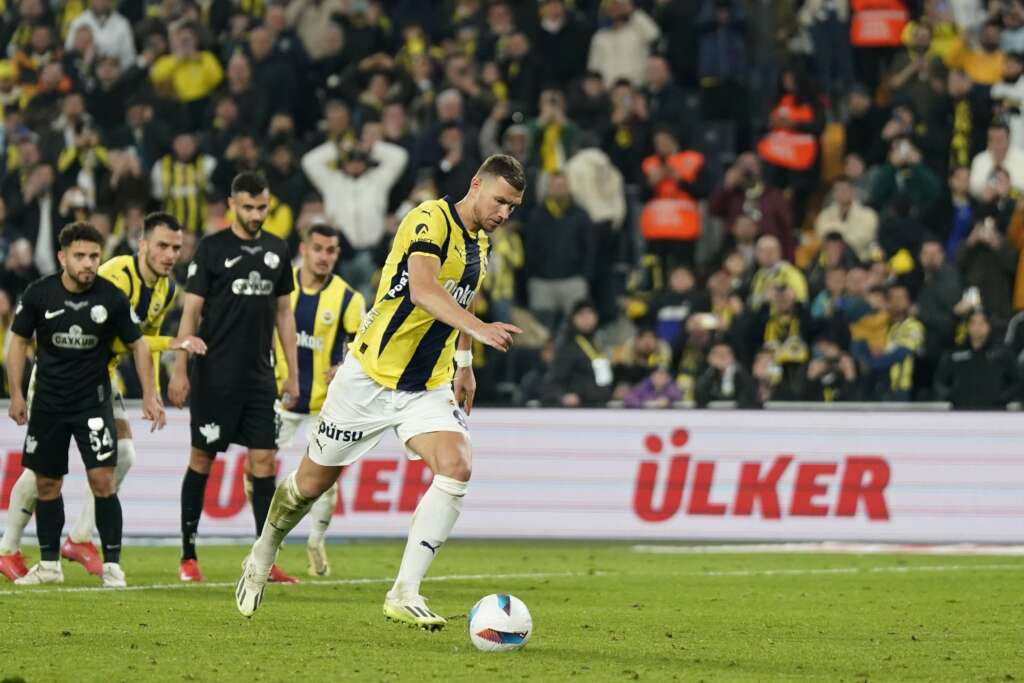 Trendyol Süper Lig: Fenerbahçe: 3 – Çaykur Rizespor: 2