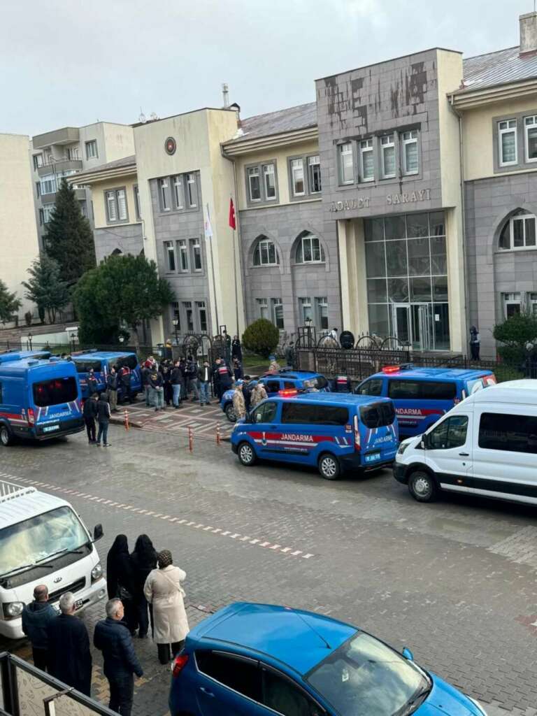 Bursa’da enerji ve nakil kablosu hırsızlığı çetesine yönelik operasyonda 19 tutuklama