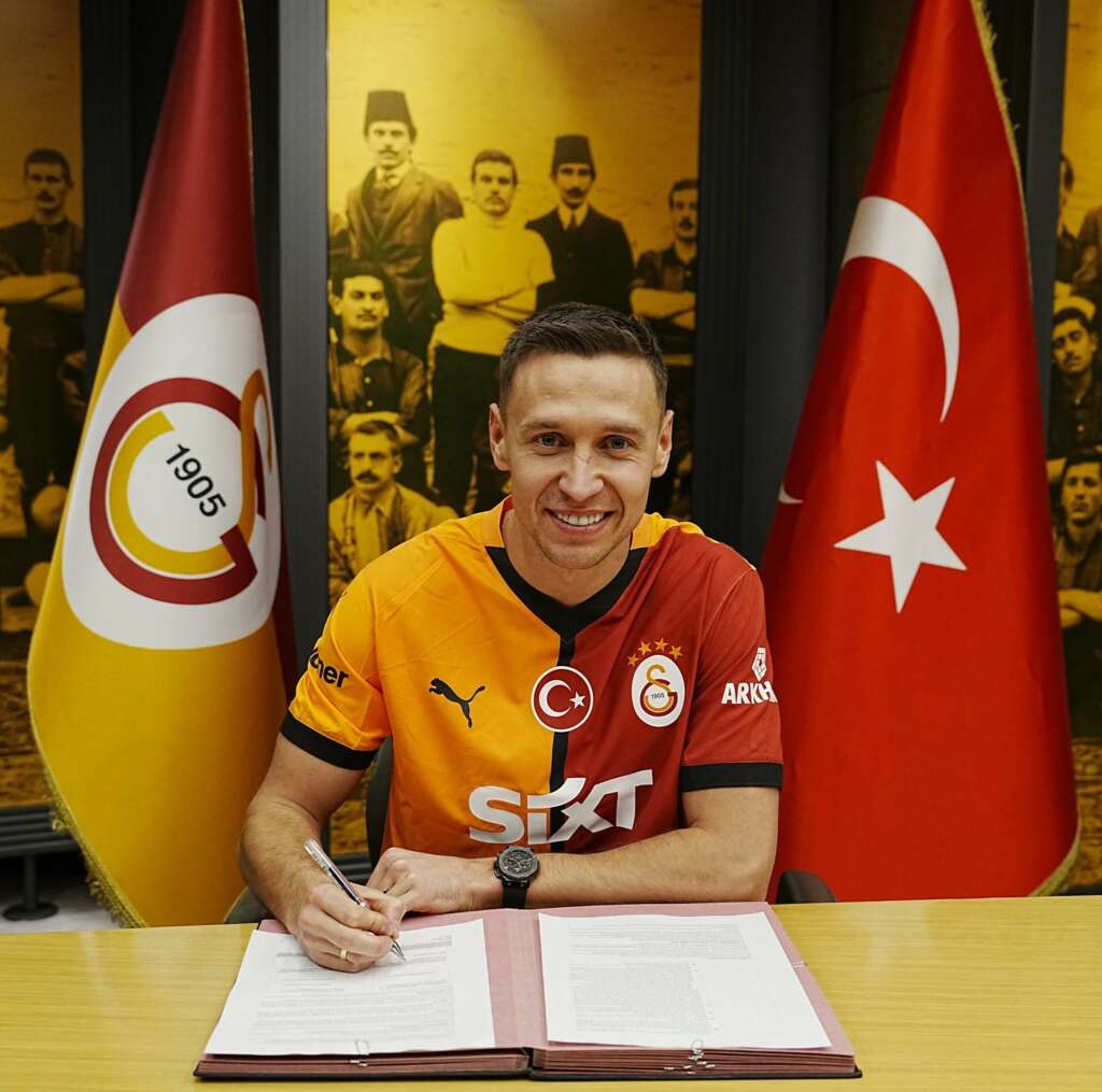 Przemyslaw Frankowski resmen Galatasaray’da