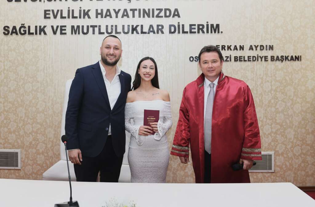 Nikahı kıyılacak çifte Başkan Aydın’dan ‘Sevgililer Günü’ sürprizi