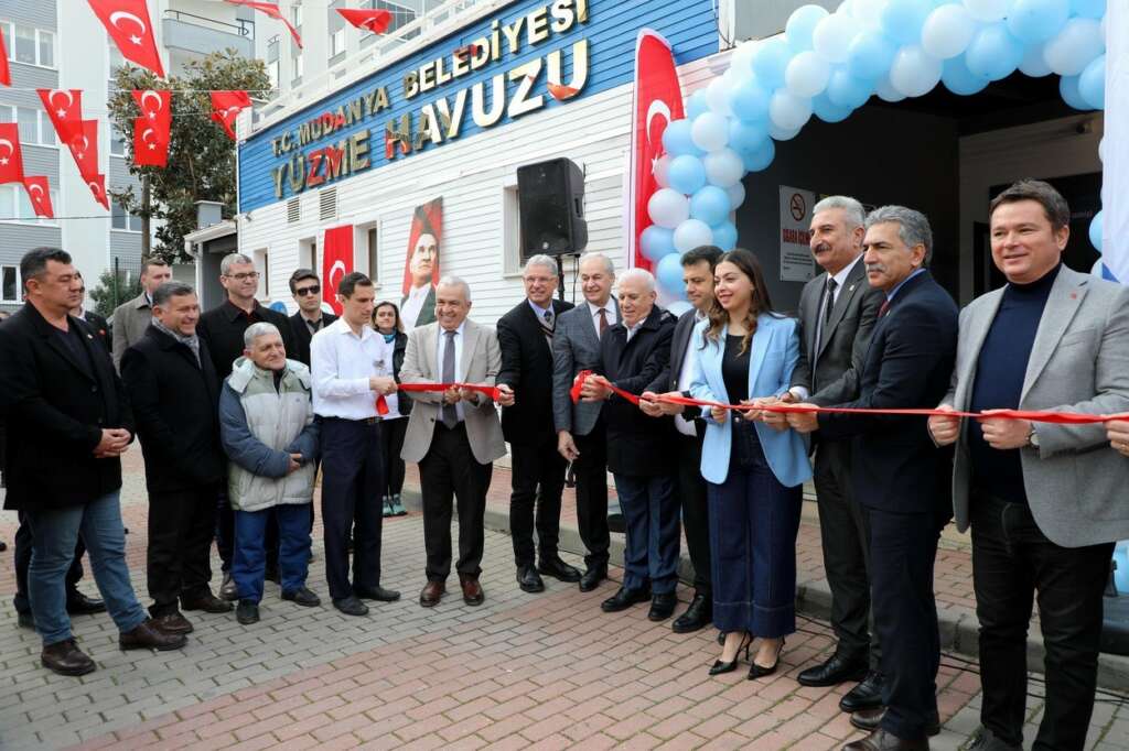 Bursa’da 3 kez açılışı yapılan havuz