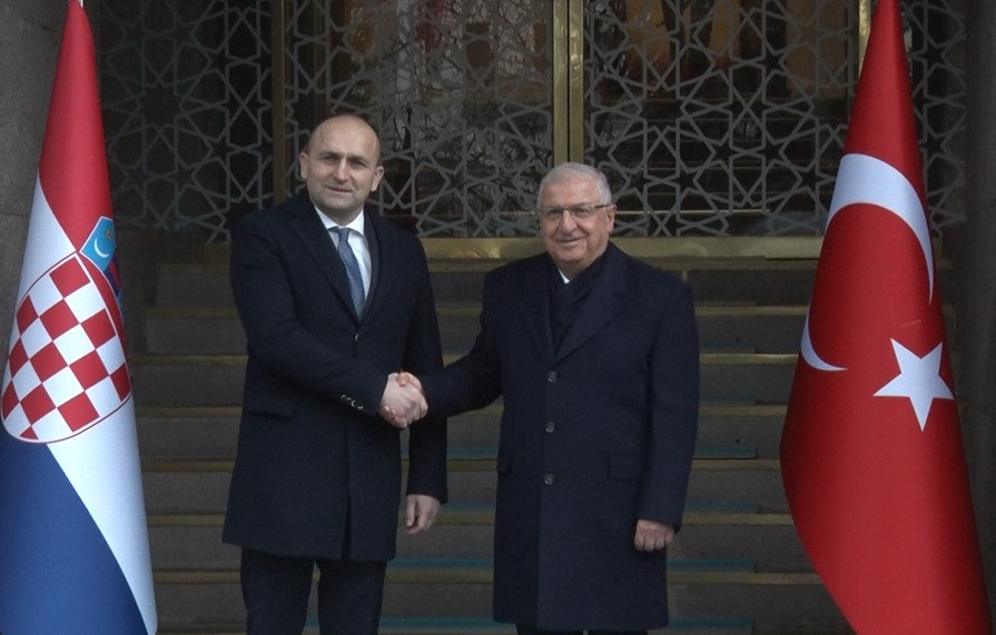 Bakan Güler, Hırvat mevkidaşı Anusiç ile görüştü