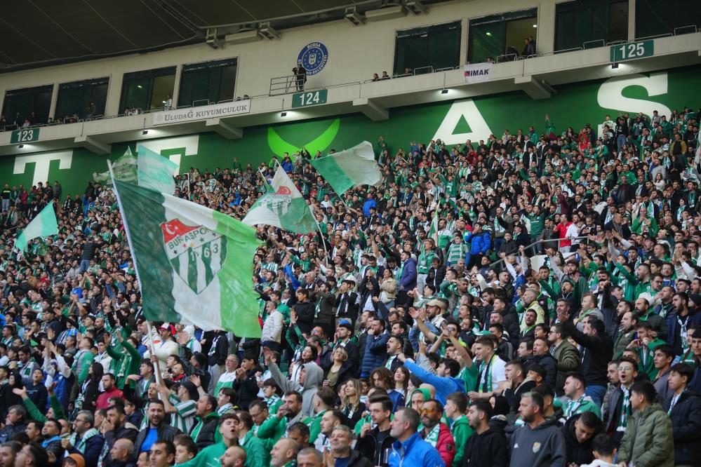 Bursaspor’un bileği bükülmüyor: Tribünlerde de kazandı!