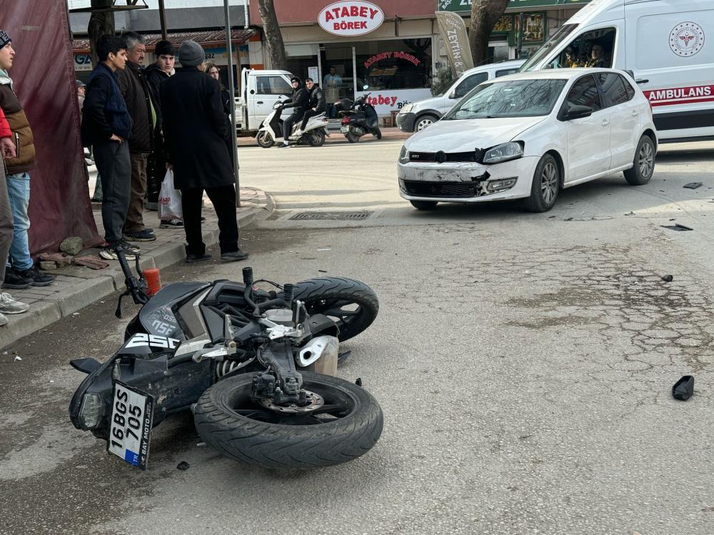 Bursa’da motosikletli ölümden döndü