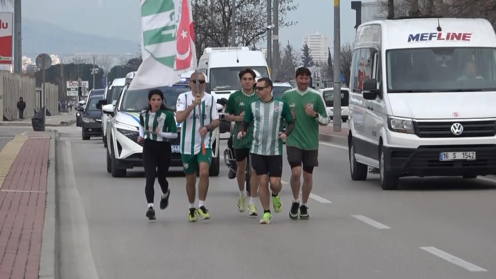 Sevgililer Günü’nde Bursaspor’a koştular