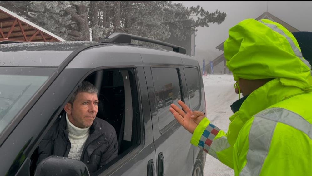 Uludağ için 300 km geldi, ekipler geçişine izin vermedi!