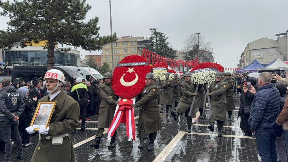 Şehit Uzman Çavuş Mustafa Bazna son yolculuğuna uğurlandı