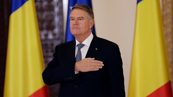 Romanya Cumhurbaşkanı Iohannis istifa etti