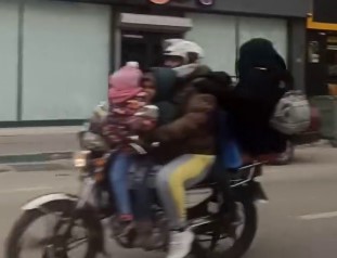 Bursa’da ölümle dans! Motosiklete 6 kişi bindiler