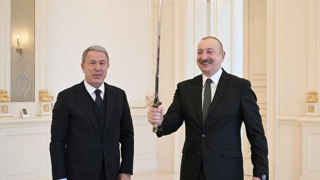 Aliyev, TBMM Milli Savunma Komisyonu Başkanı Akar’ı kabul etti