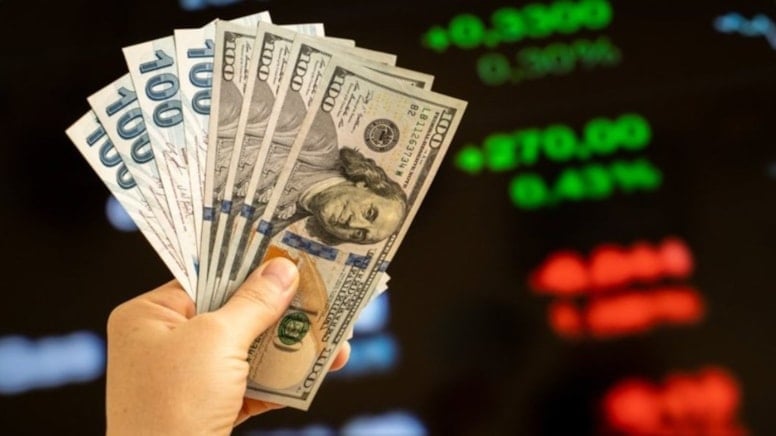 Dolar/TL enflasyon rakamları sonrası rekor kırdı