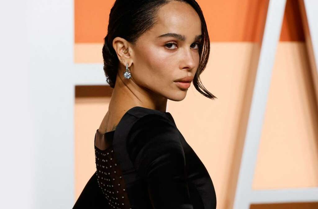 Zoe Kravitz’in dekoltesi dile düştü