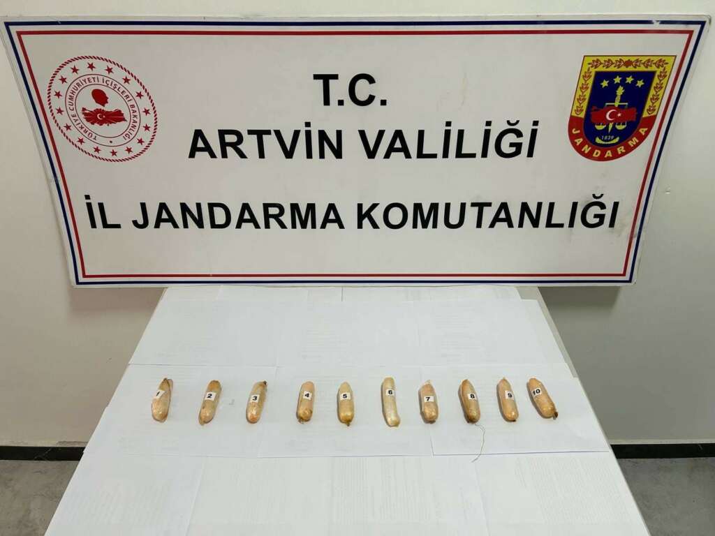 İranlı şüphelinin bağırsaklarından 10 paket uyluşturucu çıktı