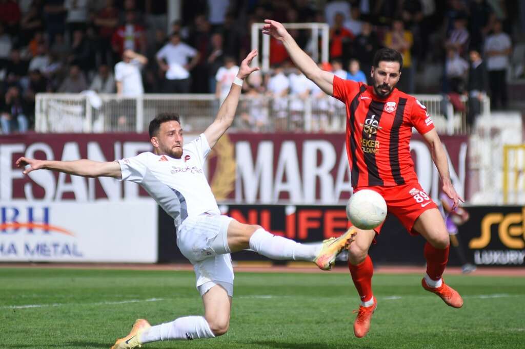 TFF 2. Lig: İnegölspor: 1 – GMG Kastamonuspor: 1