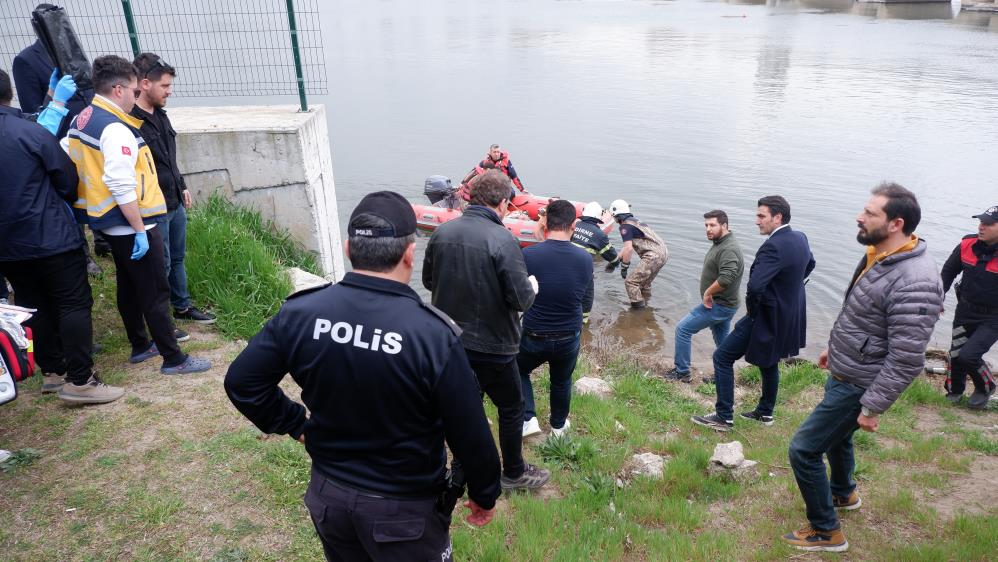 Dehşete düşüren görüntü: Nehirde erkek cesedi bulundu