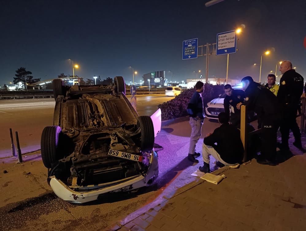 Bursa’da 3 aracın karıştığı zincirleme kaza! Çok sayıda yaralı