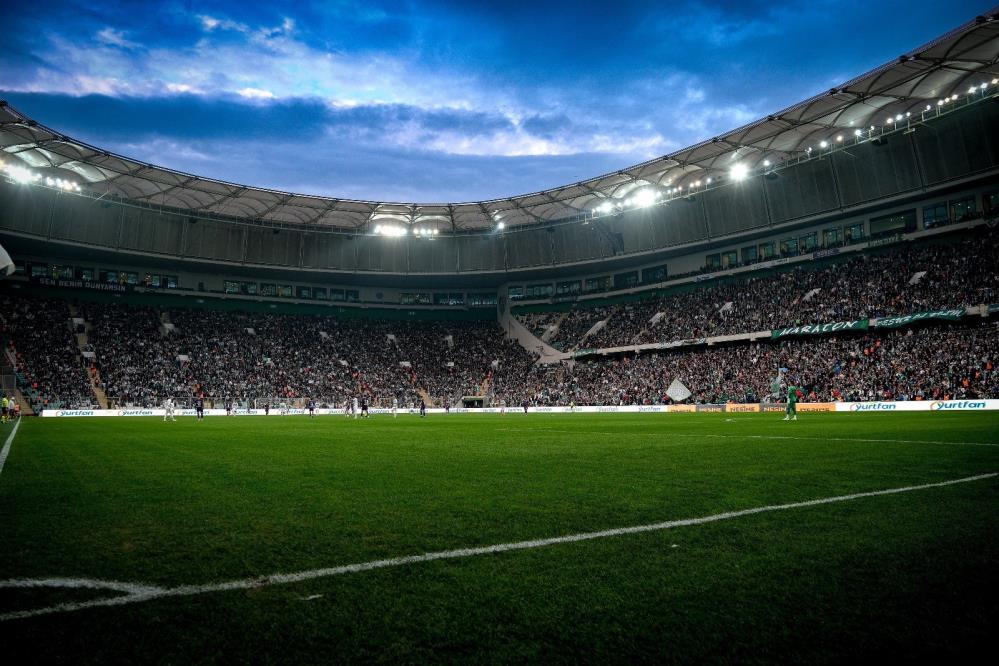 Başkan Çelik müjdeyi verdi: Stadyumda ciddi değişiklik olacak!