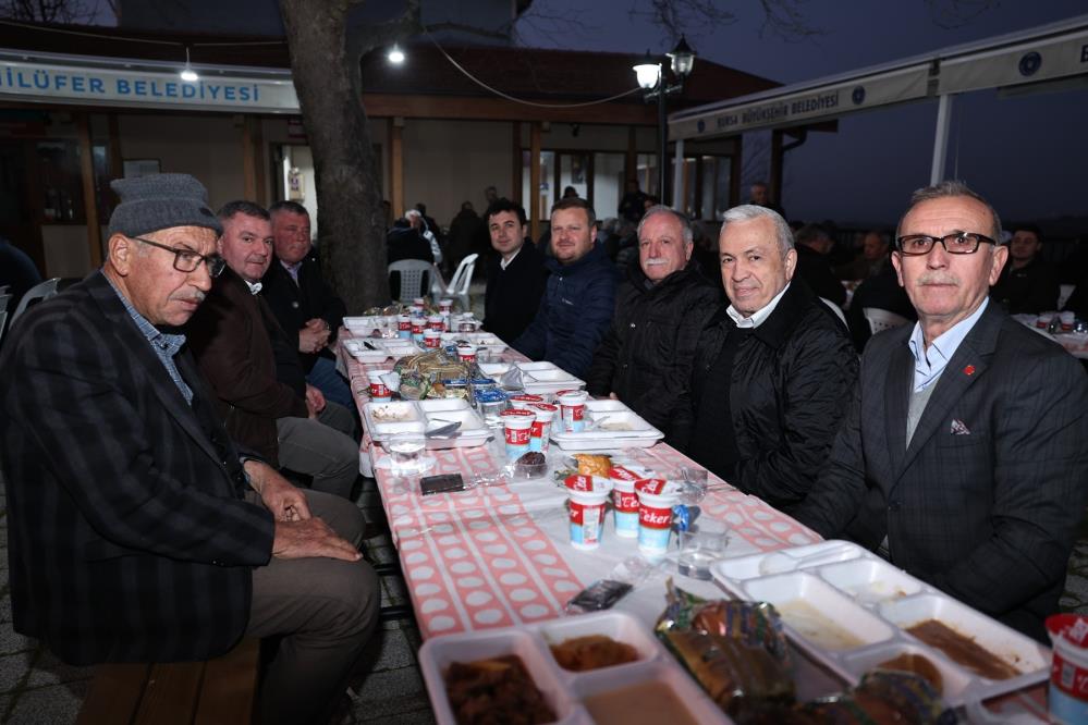 Başkan Şadi Özdemir iftara katıldı