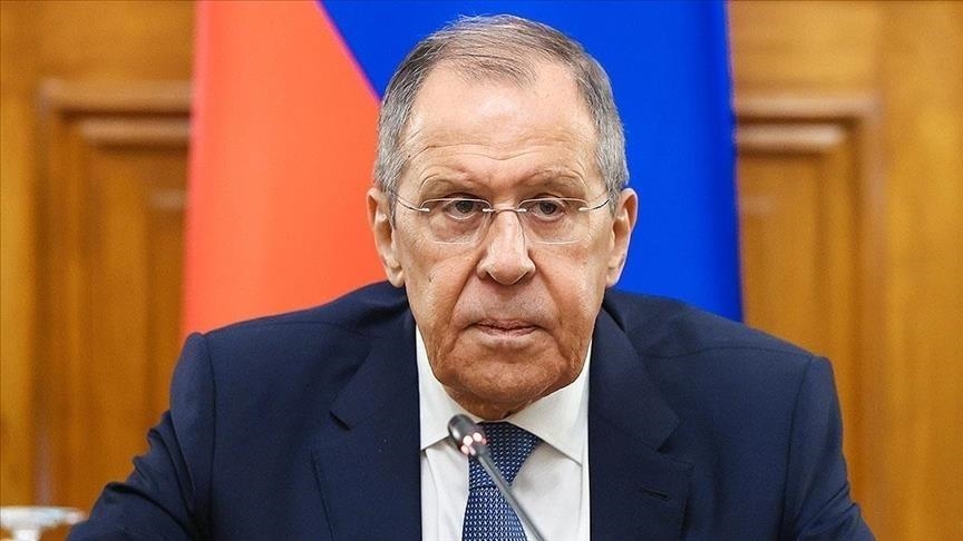 Lavrov: “Macron’un nükleer söylemi Rusya için bir tehdit”